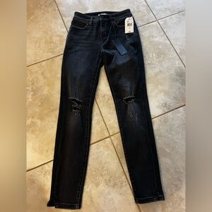 NWT Habitual Women's Black Skinny Jeans